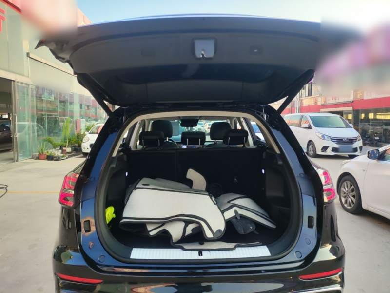 Used Hongqi HS5 2023 2.0T Qixiang Pro Edition — 18