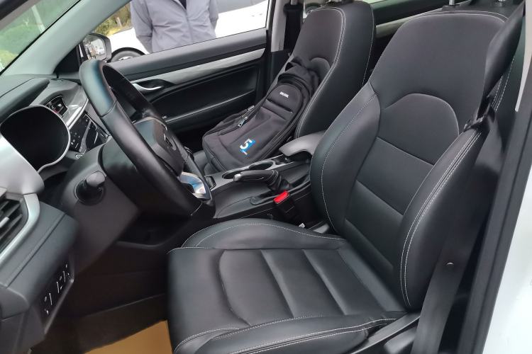 Used Geely Auto Emgrand 2019 Leading Edition 1.5L Manual Upgraded Connectivity Model China VI Standard
