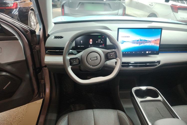 Used Bestune Yueyi 03 2025 565km Premium Edition Steering Wheel