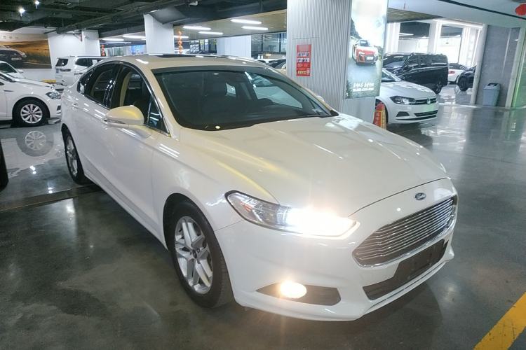 Used Ford Mondeo 2013 1.5L GTDi180 Fashion Edition Front Right 45 Deg