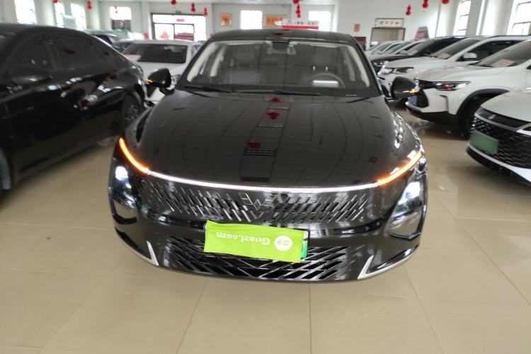 Used Wuling Xingguang 2024 Co-creation Edition 150 Standard Model Front