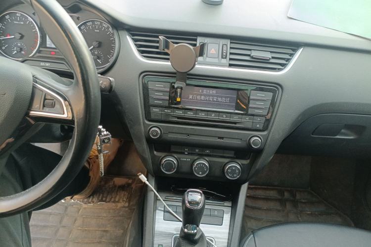 Used Skoda Octavia 2017 1.6L Automatic Smart Drive Edition