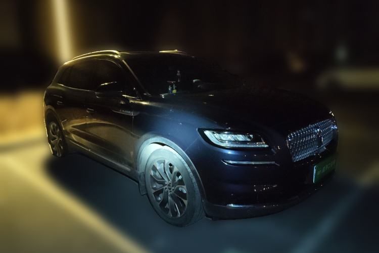 Used Lincoln Nautilus 2021 2.0T Four-Wheel Drive Luxury Edition Front Right 45 Deg