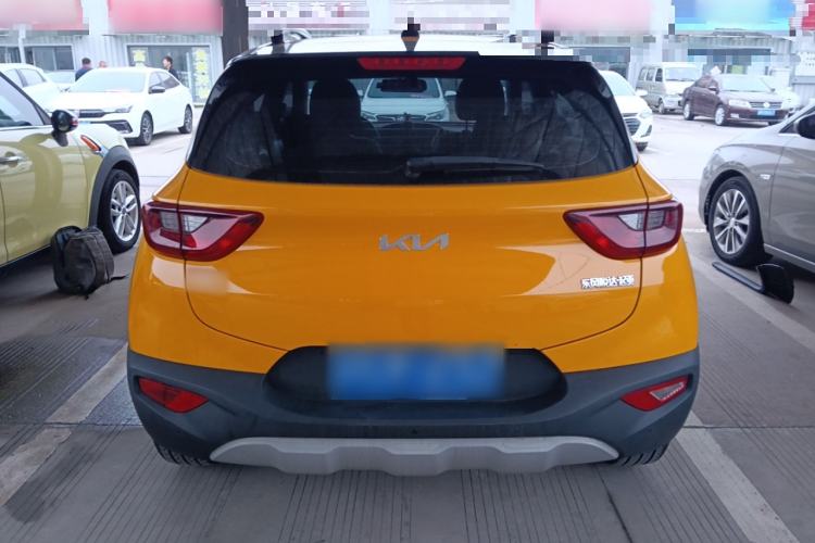 Used Kia kx1 Stonic 2021 1.4L CVT Fun & Sunroof Model
