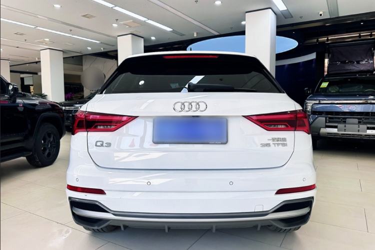 Used Audi Q3 2023 35 TFSI Progressive Dynamic Edition (1.4T) Exterior 3