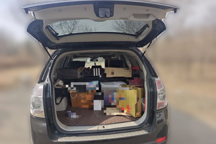 Used Chevrolet Captiva 2011 2.4 AT 5-Seater Comfort Edition Trunk