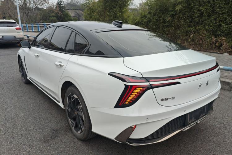 Used Hongqi H6 2023 2.0T Zhiyi Version