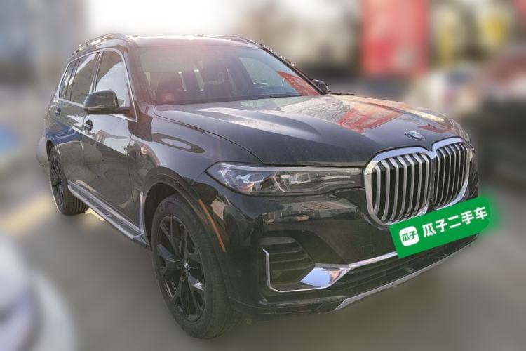 Used BMW X7  Front Right 45 Deg