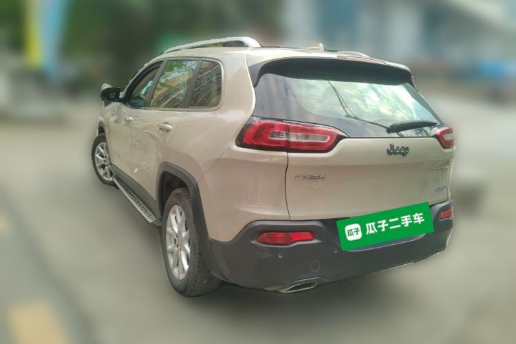 Used Jeep Cherokee 2016 2.4L Leading Edition Rear Left 45 Deg