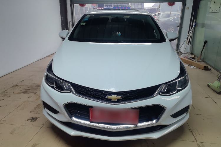 Used Chevrolet Cruze 2018 320 Automatic Pioneer Sunroof Edition
