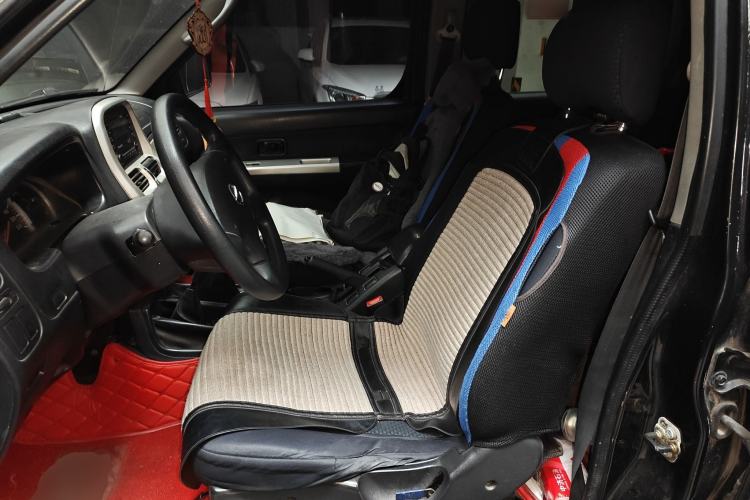 Used Nissan Paladin 2013 2.4L Four-Wheel Drive Standard Version China IV Standard
