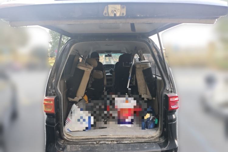 Used FORTHING Lingzhi 2019 M5L 1.6L 7-Seater Luxury Model China VI Standard Trunk