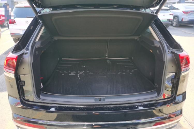 Used Volkswagen Teramont X 2019 330TSI Two-Wheel-Drive Prestige Luxury Edition