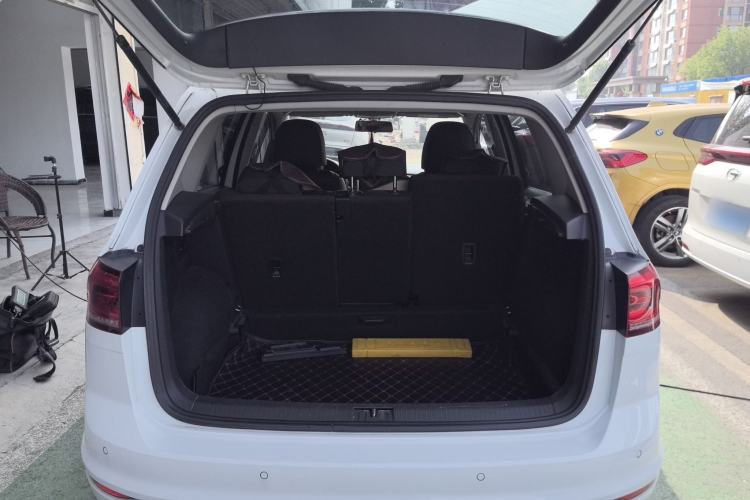 Used Volkswagen Golf Sportsvan 2016 1.6L Automatic Comfort Model
