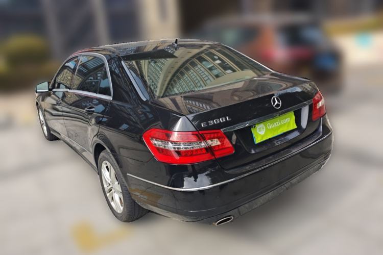 Used Mercedes-Benz E-Class 2010 E 300 L Fashion Model