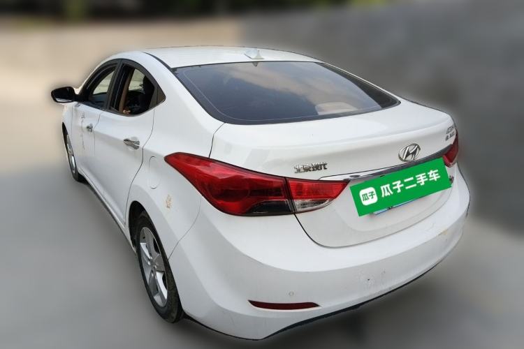 Used Hyundai Elantra (5th Generation / Langdong) 2012 1.6L Manual Leading Model Rear Left 45 Deg