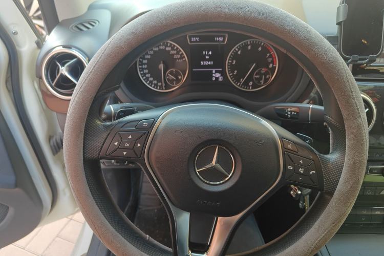 Used Mercedes-Benz B-Class 2012 B 180 Steering Wheel