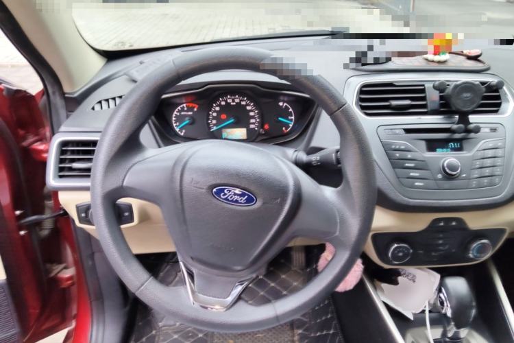 Used Ford Escort 2015 1.5L Automatic Comfort Edition
