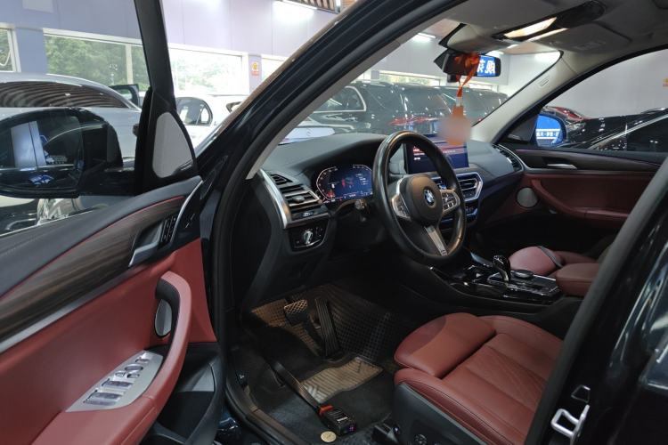 Used BMW X3 2023 xDrive30i Leading Model M Night Edition Package Left Front Seat