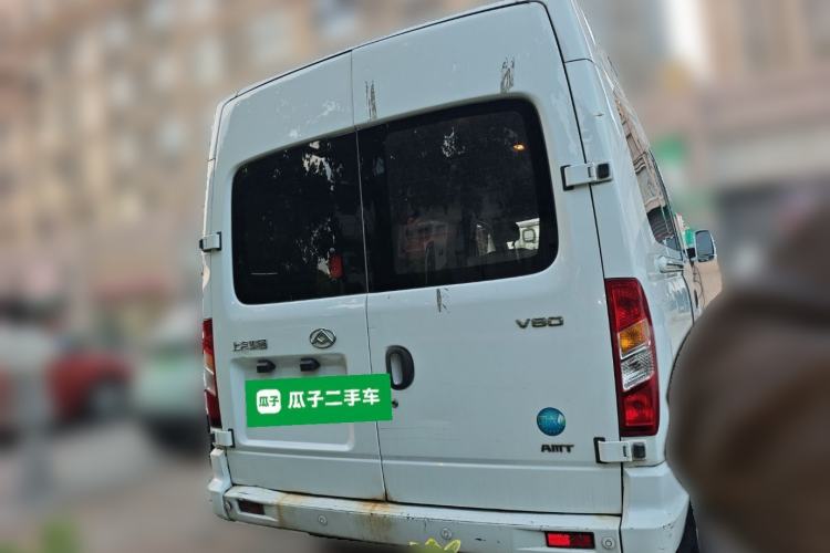 Used SAIC MAXUS Xintu V80 2023 2.0T AMT Classic Aoyuntong Long Wheelbase Mid-Height 6/7/8/9-Seater