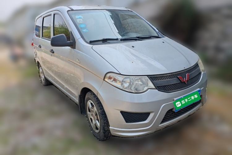Used Wuling Hongguang 2015 1.2L S Base Model China V Standard
