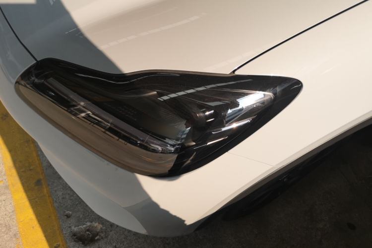 Used Wuling Bingo PLUS 2024 401 km Range 5-Seater Version Left Front Headlight