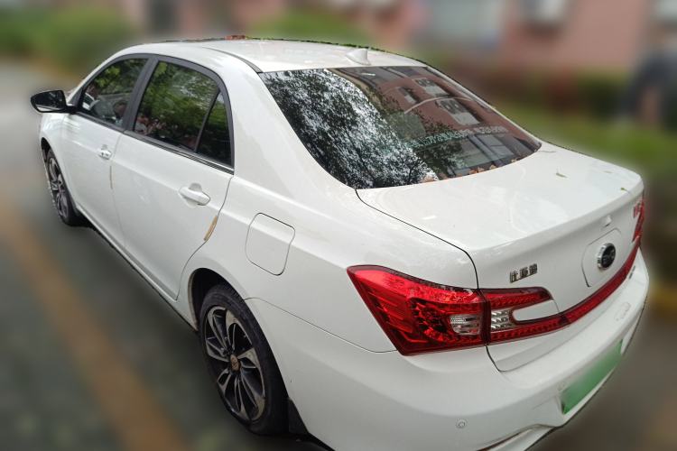 Used BYD Qin New Energy 2015 1.5T Dual-Crown Flagship Plus Edition