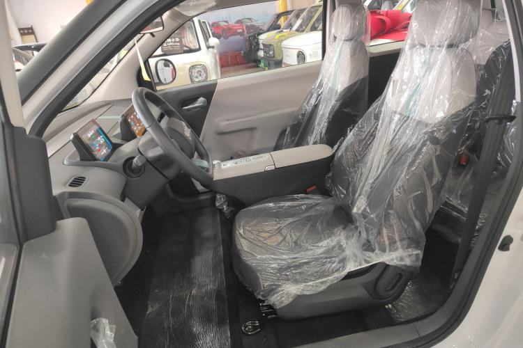 Used CHANGAN NEVO Lumin 2025 205 km Xiangqin Version
