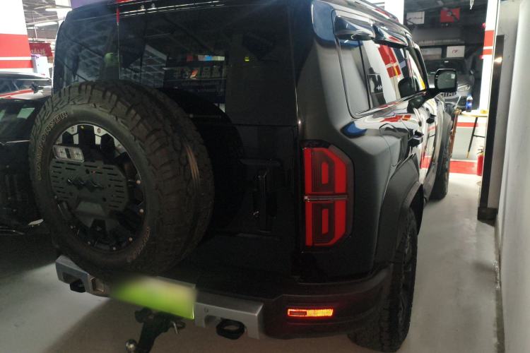 Used Formula Leopard 5 2023 Cloud Ride Flagship Edition
