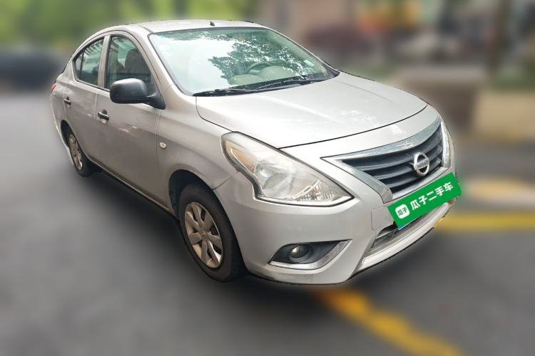 Used Nissan Sunny 2015 1.5XE Manual Comfort Edition Front Right 45 Deg