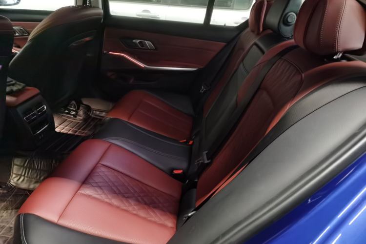 Used BMW i3 2022 eDrive 35 L
