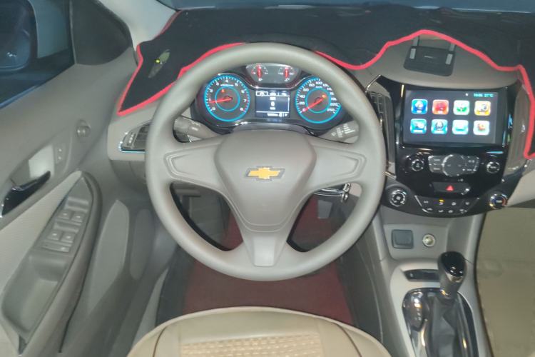 Used Chevrolet Cruze 2015 1.5L Automatic Fashion Navigation Edition