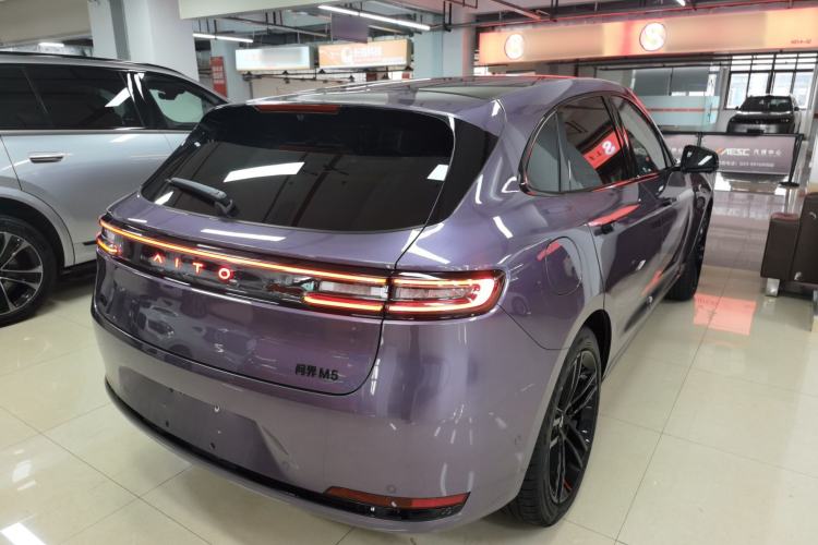 Used Hima AITO M5 2025 Extended-Range Ultra All-Wheel-Drive Version