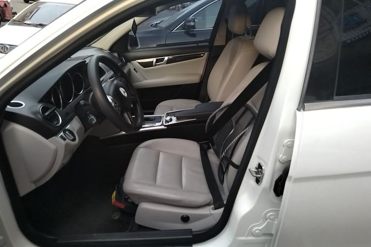 Used Mercedes-Benz C-Class 2011 C 200 CGI Fashion Model Left Front Seat