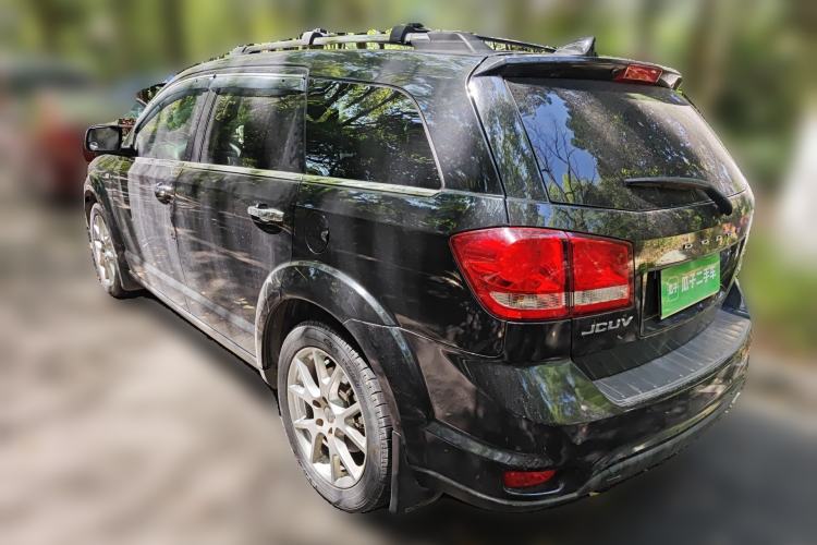 Used Dodge Journey 2013 2.4L Two-Wheel Drive Luxury Version
