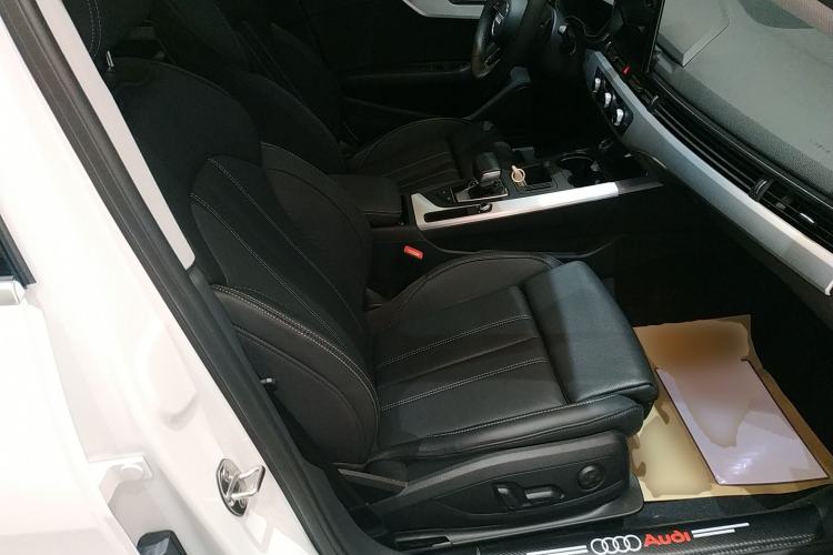 Used Audi A4L 2023 40 TFSI Fashion Dynamic Model
