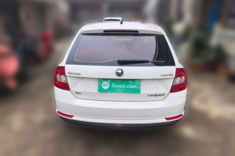 Used Skoda Rapid Spaceback 2018 1.6L Automatic Standard Edition