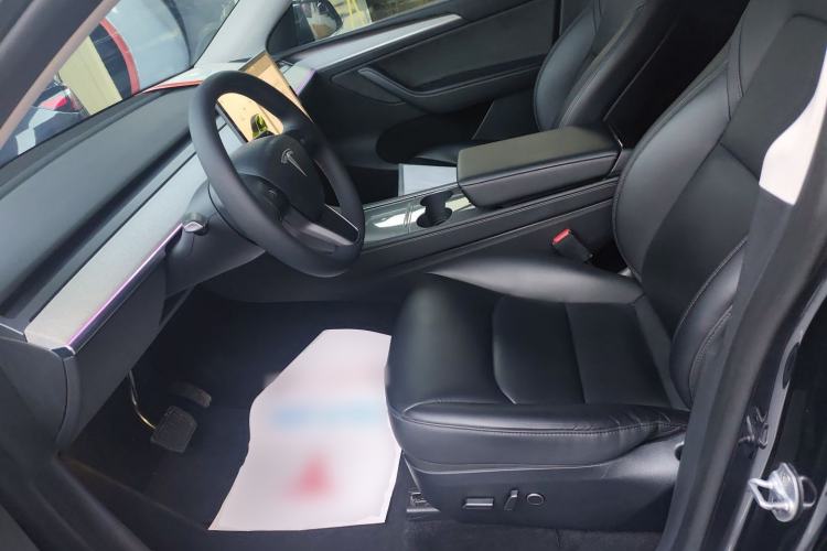 Used Tesla Model Y 2024 Rear-Wheel-Drive Version Left Front Seat
