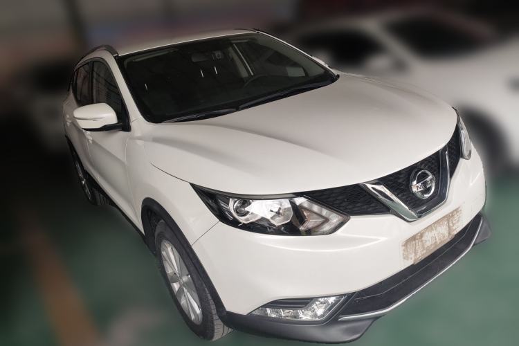 Used Nissan Qashqai 2017 2.0L CVT Elite Edition China V Standard Front Right 45 Deg