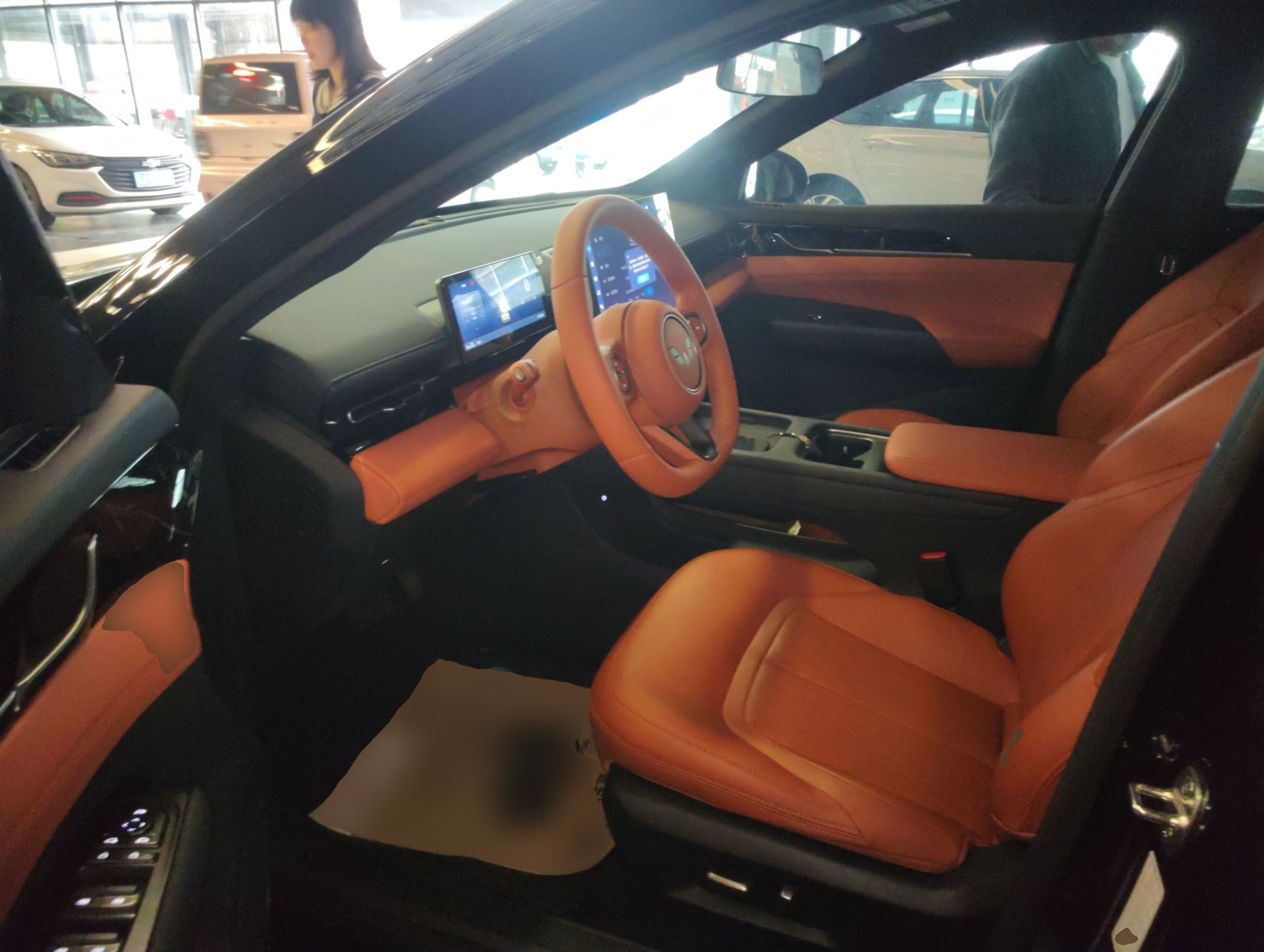 Переднее сиденье в автомобиле