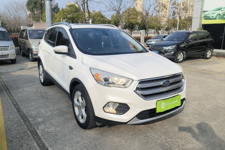 Used Ford Kuga 2017 EcoBoost 180 Two-Wheel-Drive Platinum Edition
