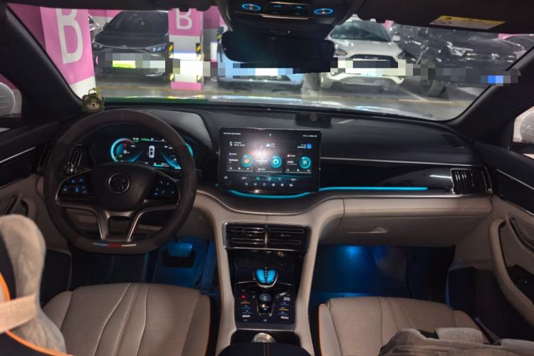 Used BYD Song PLUS New Energy 2021 DM-i 110KM Flagship PLUS Center Console