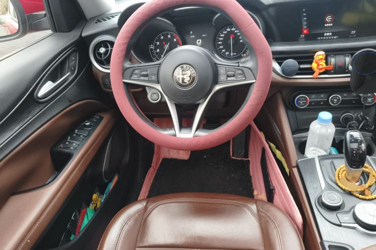 Used Alfa Romeo Stelvio 2017 2.0T 200HP Elite Edition
