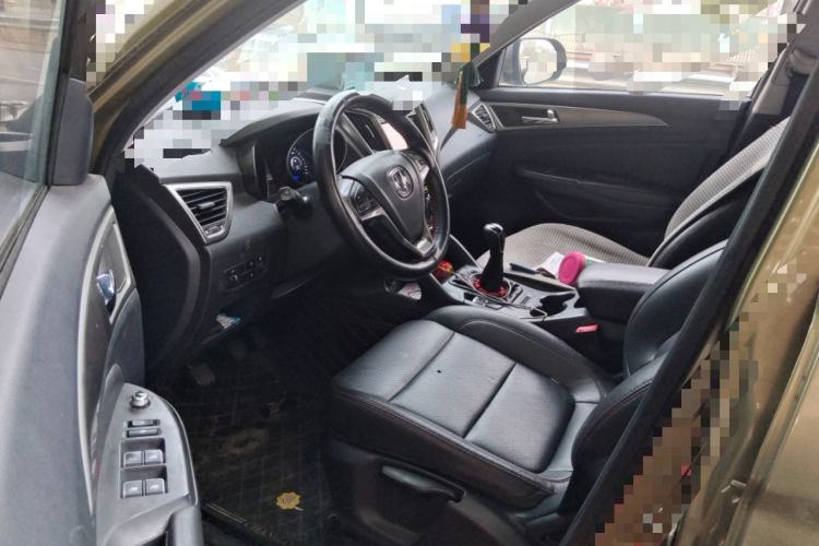 Used CHANGAN CS75 2014 2.0L Manual Luxury Version China IV Standard