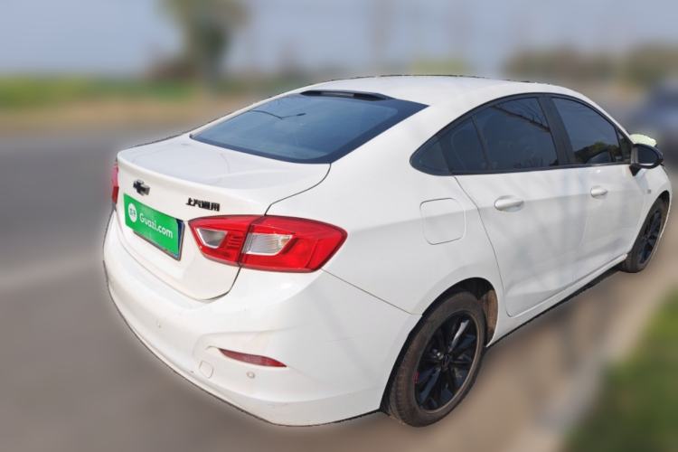 Used Chevrolet Cruze 2018 Redline 320 Automatic Pioneer Edition
