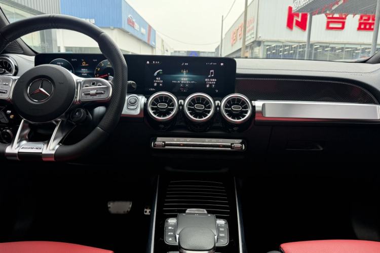 Used Mercedes-Benz GLB AMG 2021-Year Restyled AMG GLB 35 4MATIC Audio And AC Panel