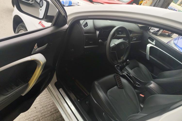 Used Geely Auto Emgrand 2017 Sedan Million Edition 1.5L Manual - Upward Version