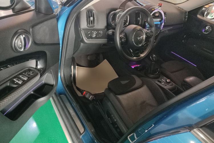 Used MINI Countryman 2018 1.5T COOPER Artist