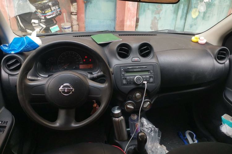 Used Nissan March 2015 1.2L Manual Easy-Enjoy Version
