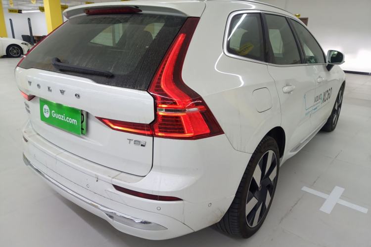 Used Volvo XC60 New Energy 2025 Plug-in Hybrid Long-Range All-Wheel Drive Smart Luxury Edition Exterior 5